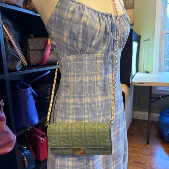 Fendi Bifold Leather Wallet Mint Green - Picture 9 of 9